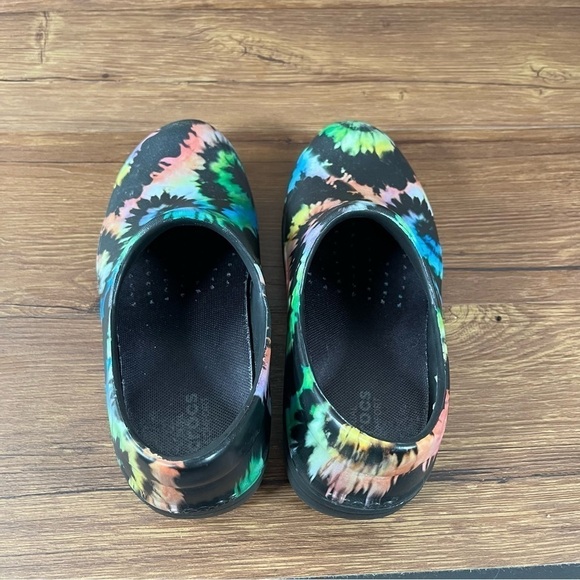 Crocs Neria Pro Slip-On Clogs Slip Resistant Tie-Dye Shoes - Picture 5 of 10